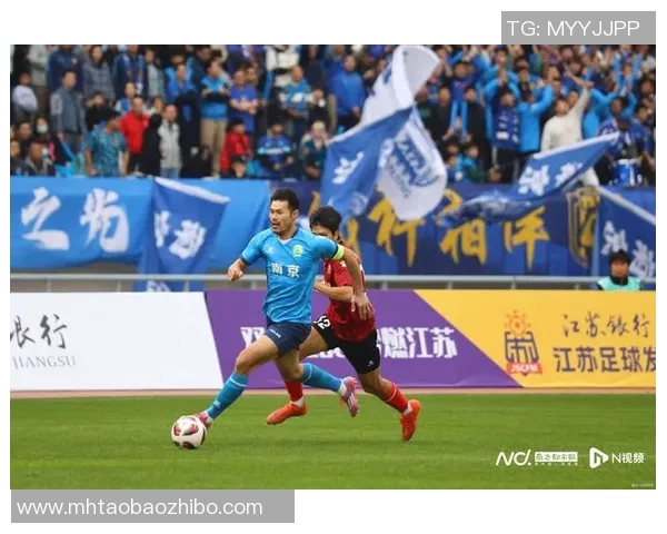 足球星空之门:探索全球顶级赛事背后的故事与辉煌瞬间 足球星空之门:探索全球顶级赛事背后的故事与辉煌瞬间