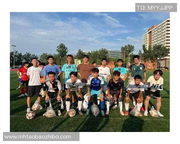 足球队6号球星风采揭秘 他的技术特点和场上表现如何影响比赛 足球队6号球星风采揭秘 他的技术特点和场上表现如何影响比赛